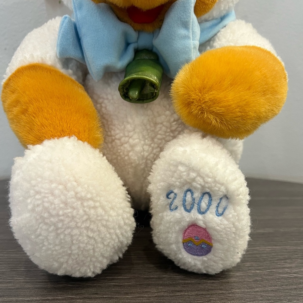 NWT Disney Vintage Lamby Pooh 13” Easter Winnie The Pooh Stuffed Plush - Picture 6 of 9